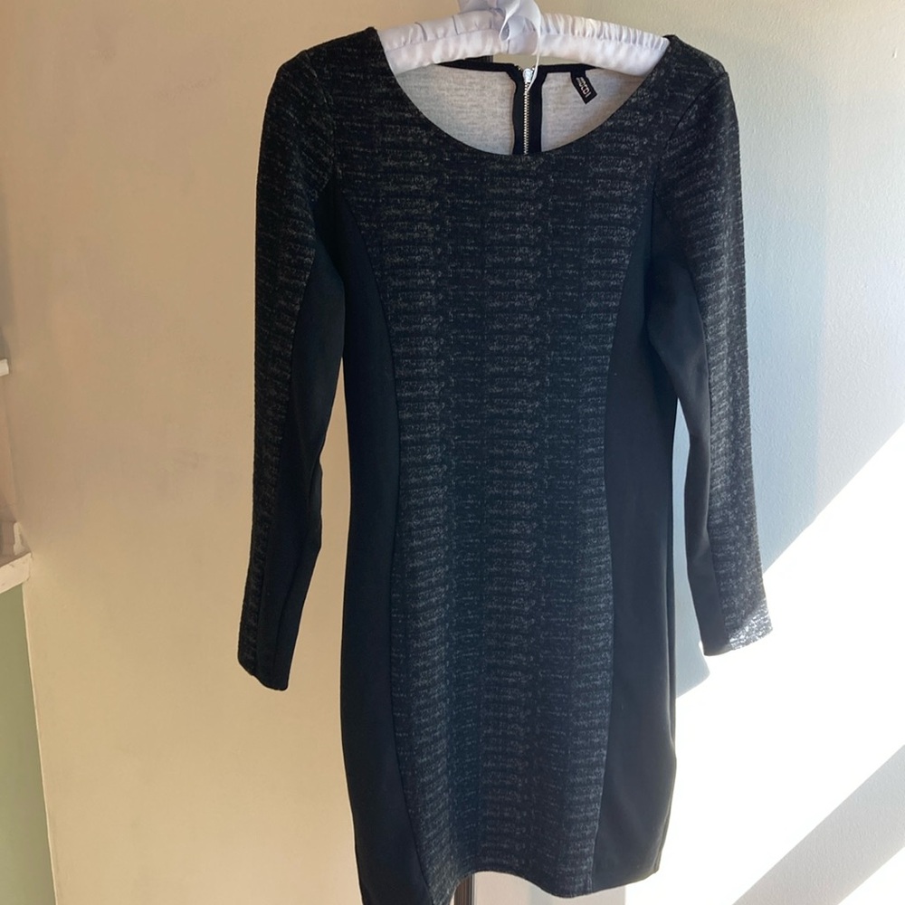 DividedH&M  dress, long sleeves-small